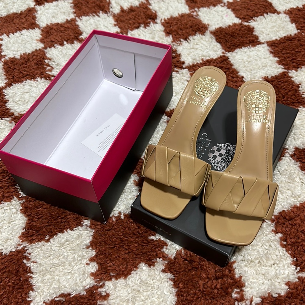 Vince Camuto Endonta Heels